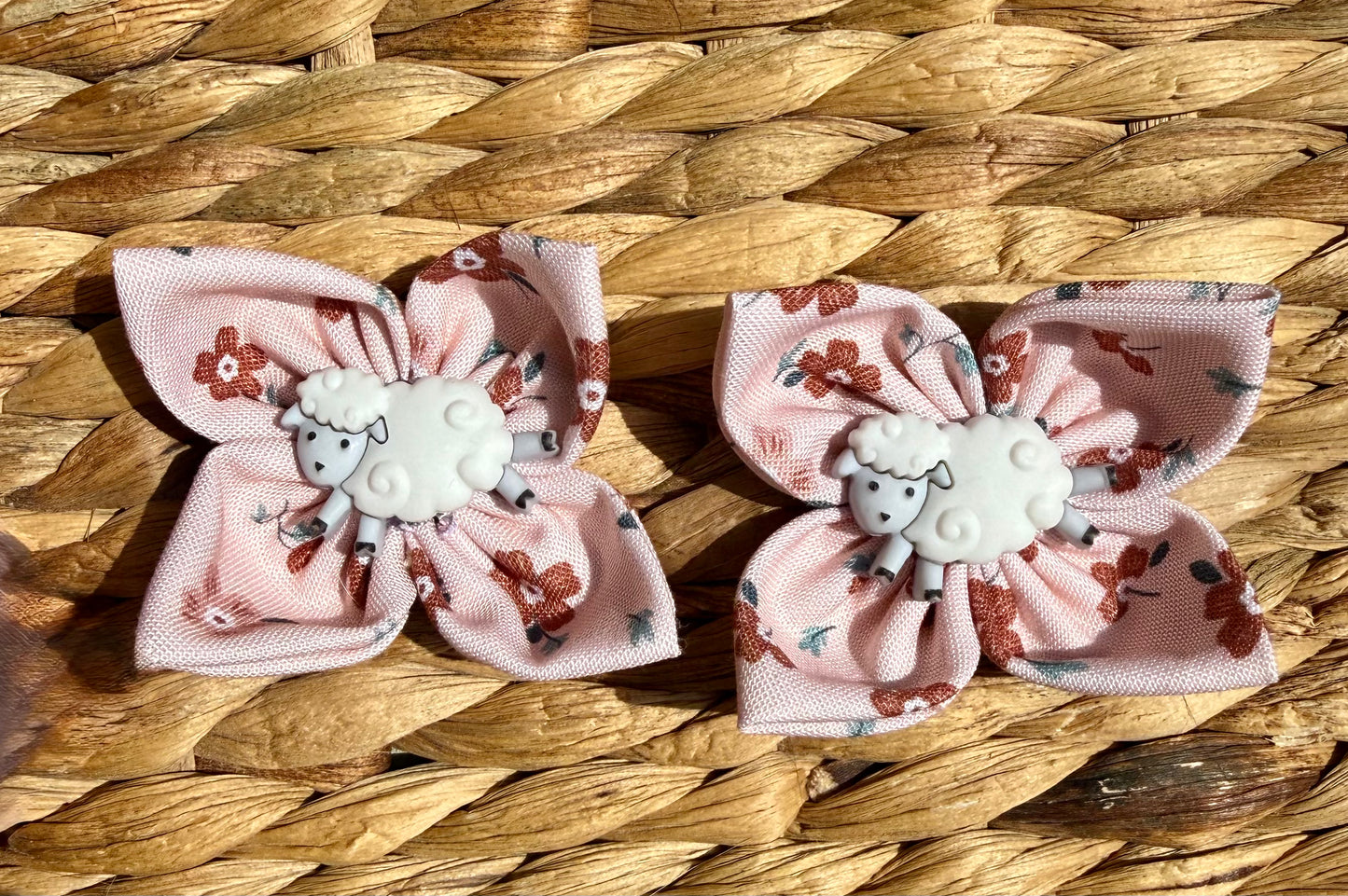 Floral Sheep Pigtail Set
