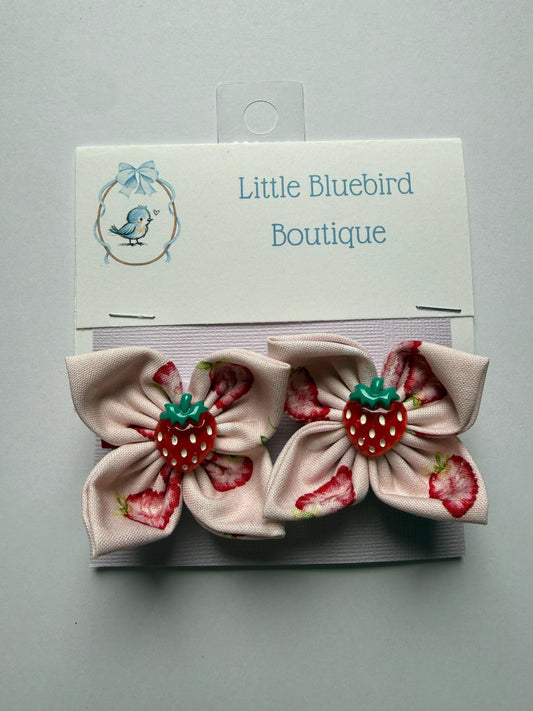 Strawberries Pigtail Set